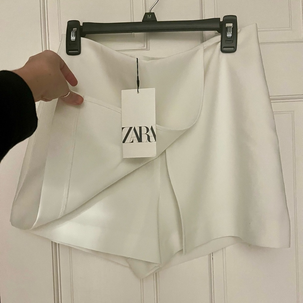 Zara white mini skort